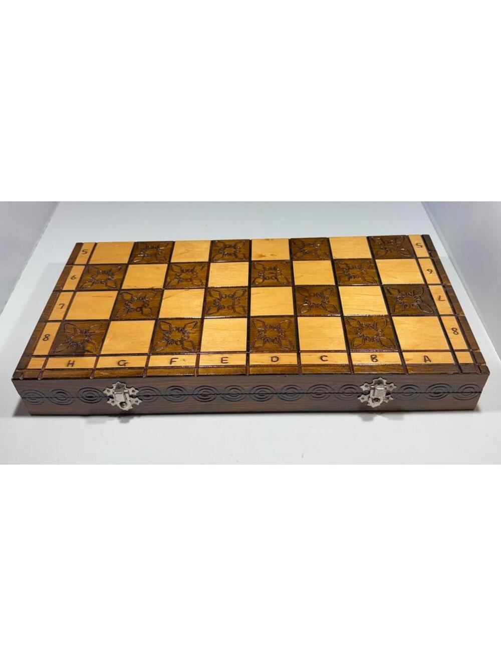 Hand Carved Wooden Chess Set Folding Board Storage & Pieces Traditional Style